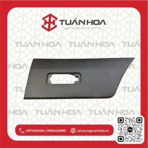 Nẹp nhựa thân xe Hyundai Solati LH ( lái )